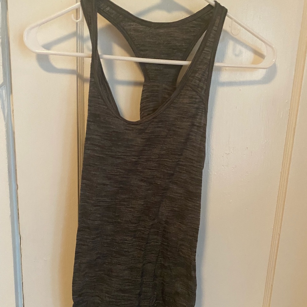 Lululemon tank top racerback Like New Small S